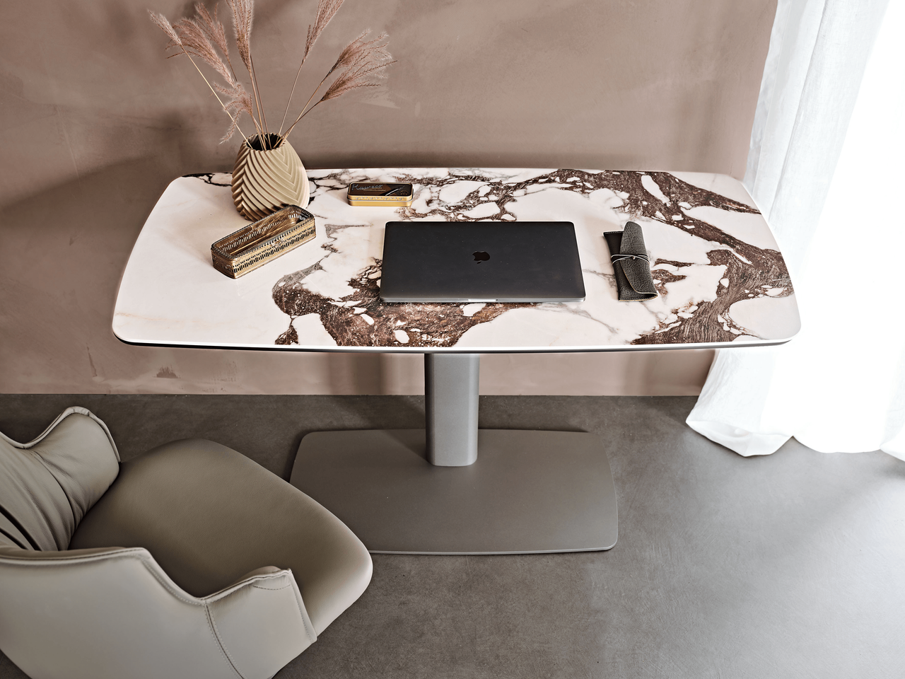 BRECCIA || TITANIUM EMBOSSED STEEL