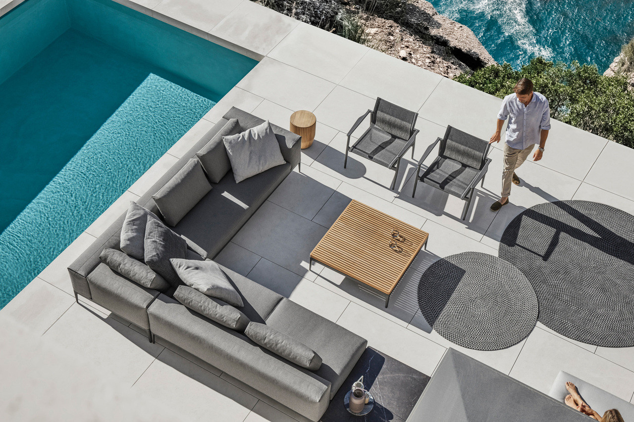 Closeup - Image courtesy of Gloster Furniture, Inc. | Grid Square Coffee Table Shown in an Outdoor Setting