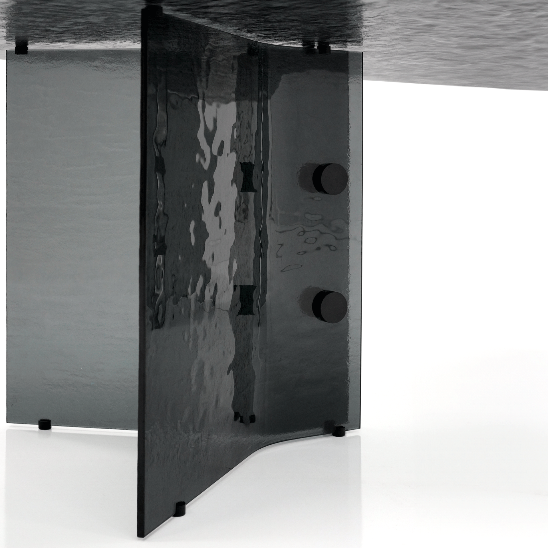 FUME 118 IN || FUME 96.5 IN