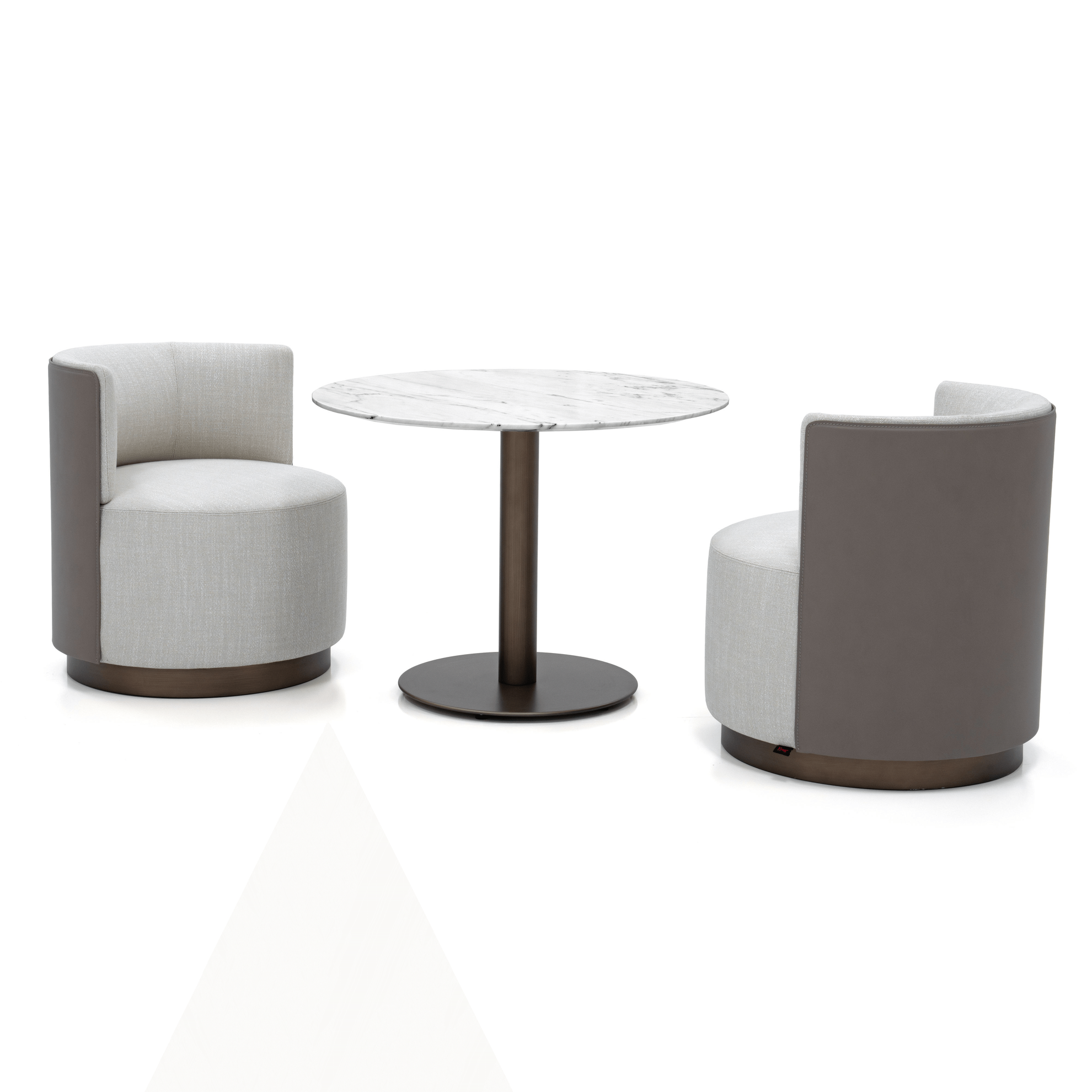Clubby Lounge Chair - Cantoni