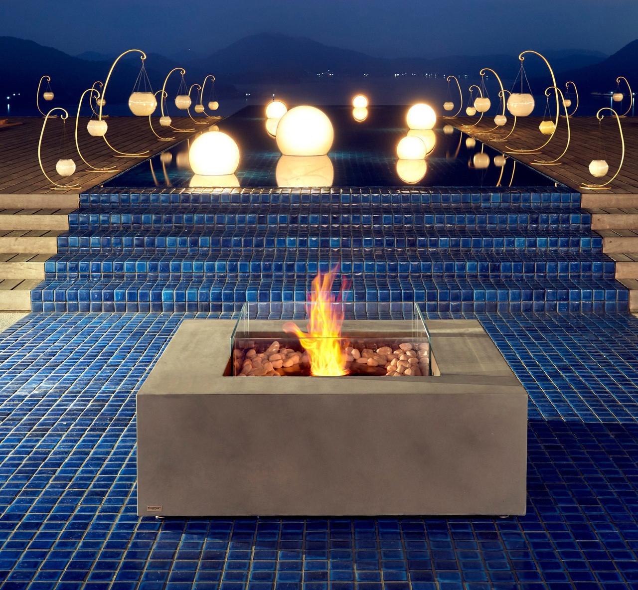 きゃみ バイオエタノール Base Fire Tables Base | バイオエタノール暖炉「EcoSmart Fire」