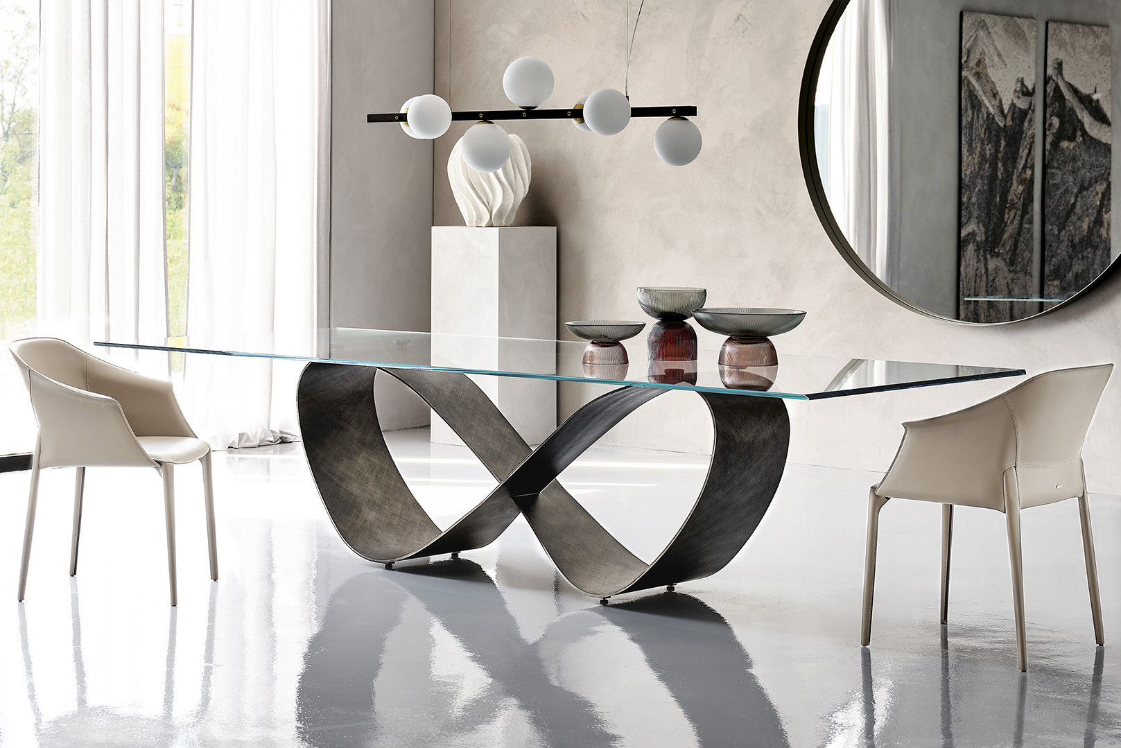 Butterfly Dining Table - Cantoni