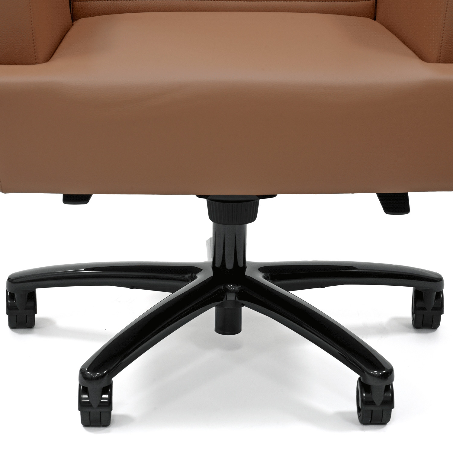 Black & More Executive Chair - Cognac - Cantoni