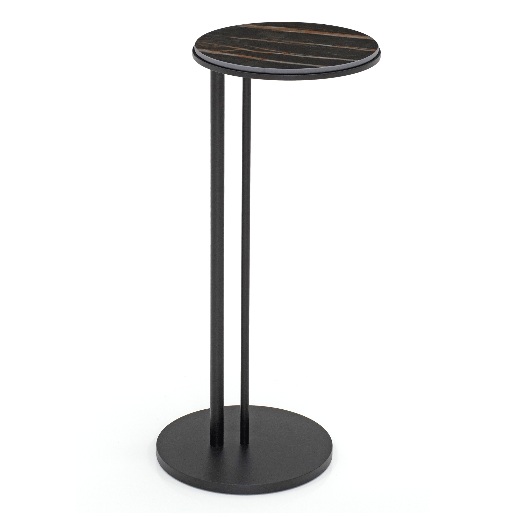 カッテランイタリア スティング テーブル sting brushed | materiali