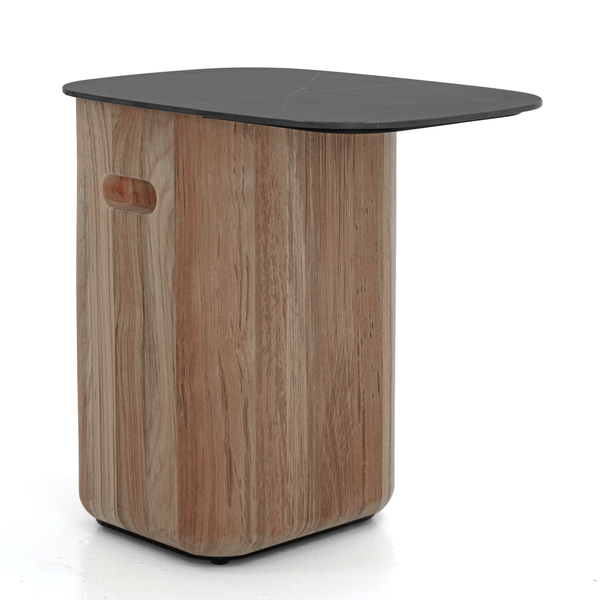 Omada Side Table