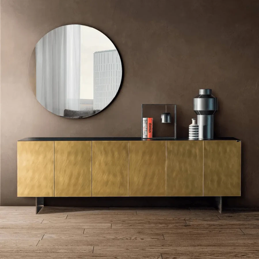 Lago 36e8 Sideboard in Oro Metal Polished XGlass with Titanio legs, modern style, front view in a living room setting.