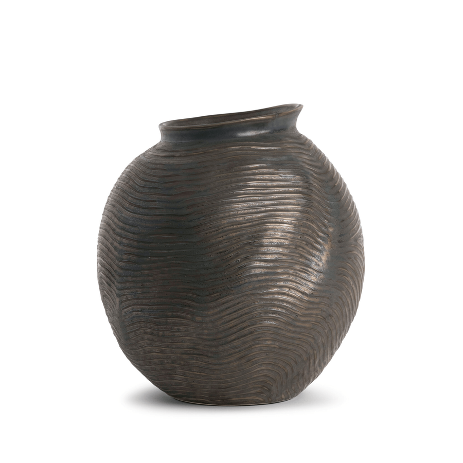 Colin Vase