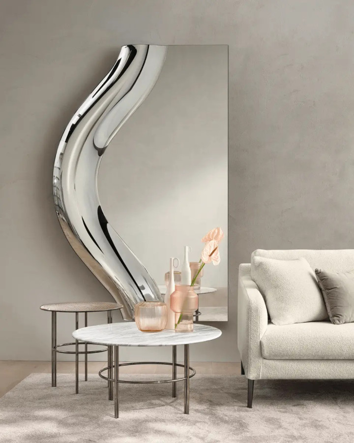 Magnifico Shaped Mirror