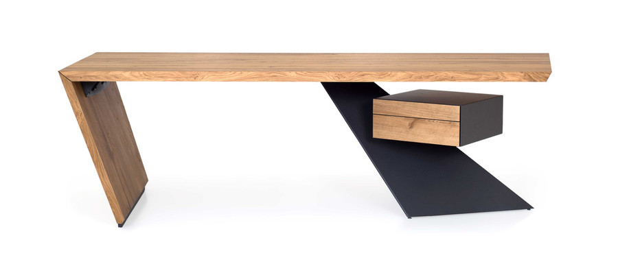 HERITAGE OAK - Shown here in the Heritage Oak option