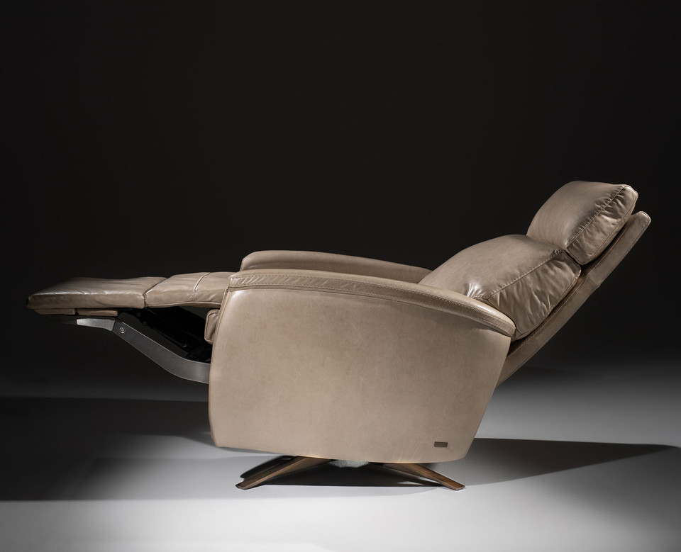 Gordon Power Comfort Recliner - Cantoni