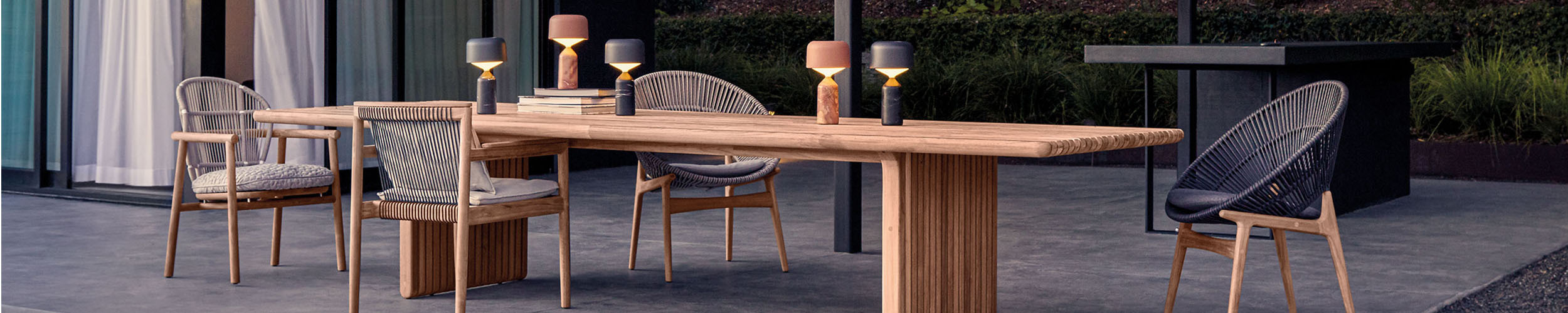 Modern Outdoor Dining