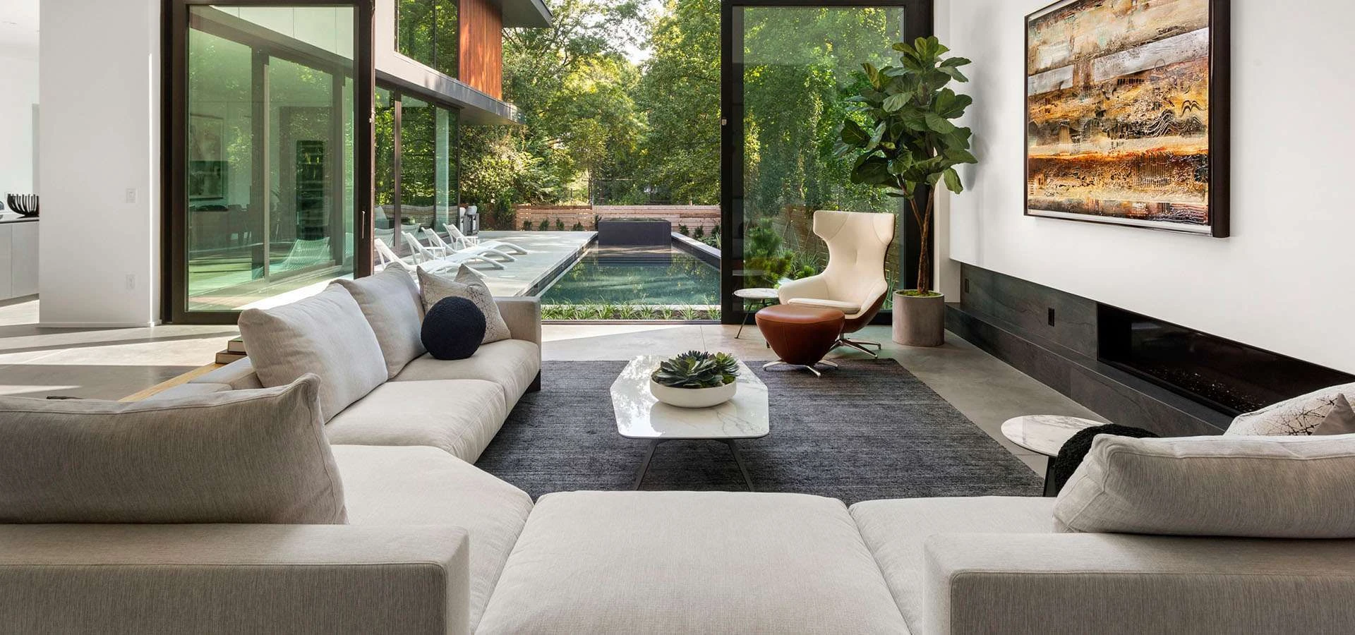 Cantilever House, the Epitome of Modern Design