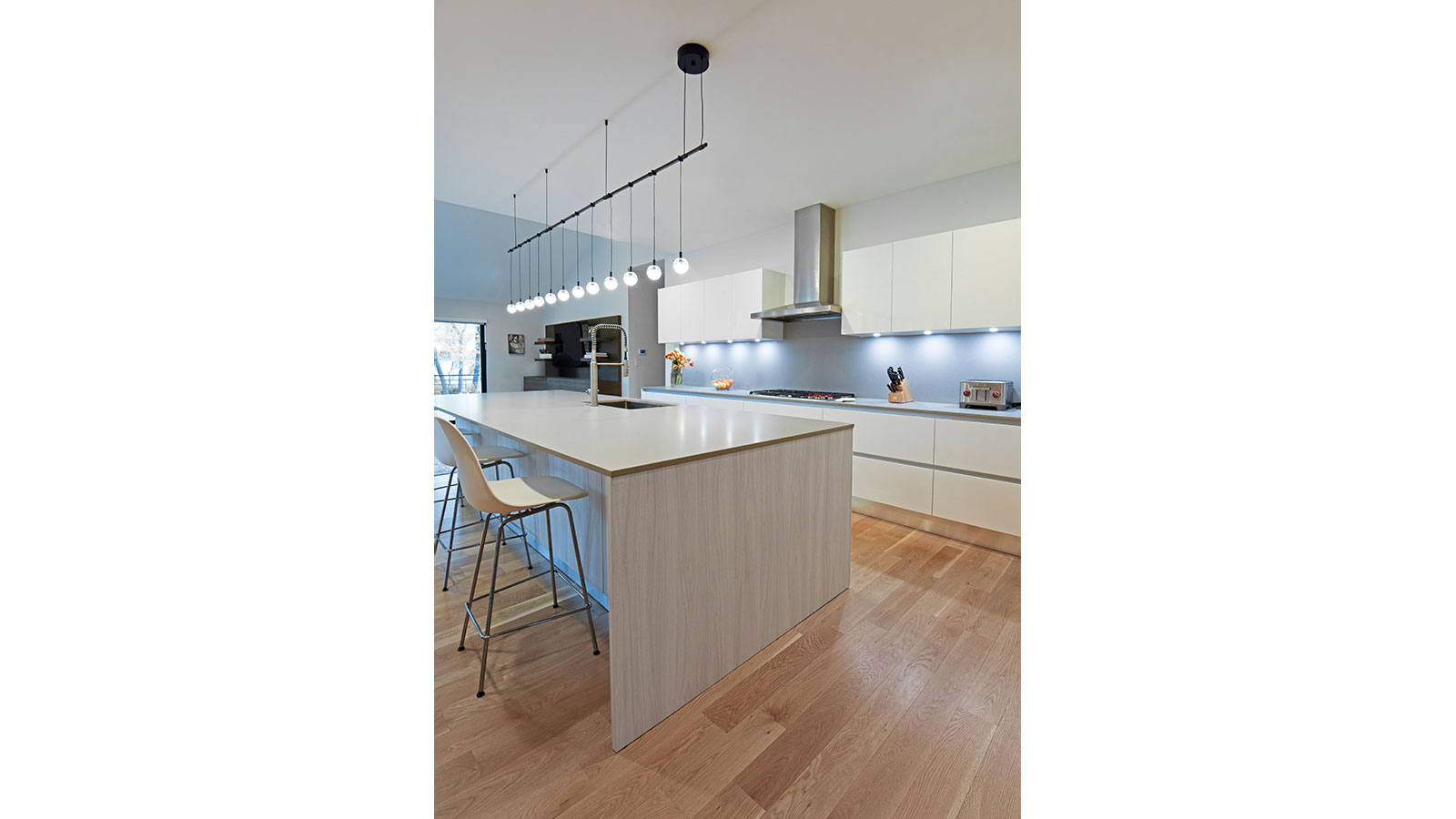 Havy + Max: A Simple, Yet Elegant Dallas Home