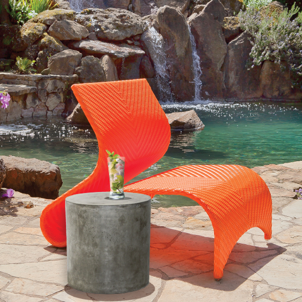 Lounge Chairs & Ottomans