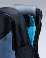 Laptop and document pocket details | Silica