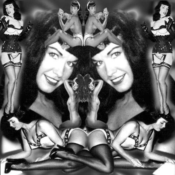 Bettie Page Photo 18