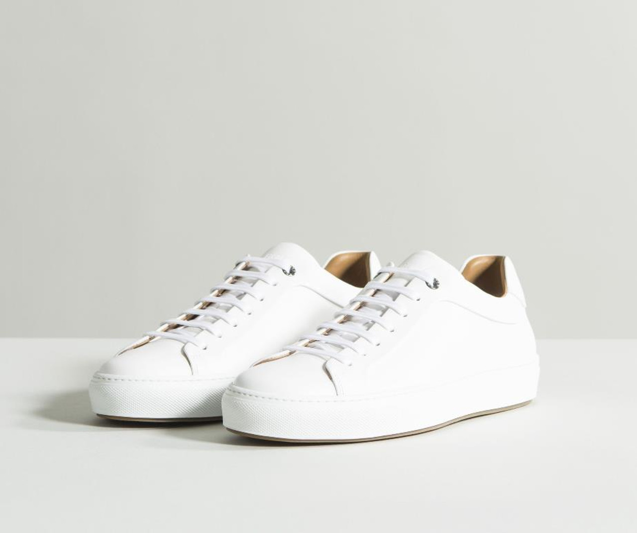 white boss trainers