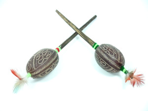 Maracas shakers from amazon jungle in huingo chonta 9" Maracas shakers from amazon jungle in huingo chonta 9"