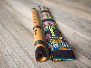 Professional Lupaca bamboo Quena with ebony wood mouthpiece in G Professional Lupaca bamboo Quena with ebony wood mouthpiece in G