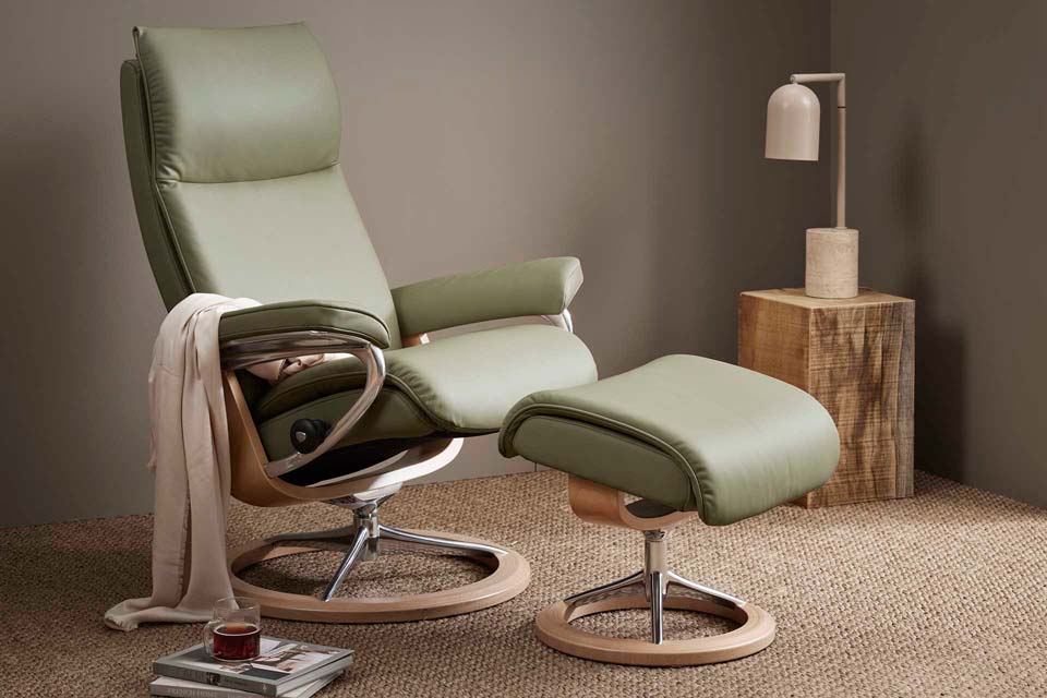 Wallingford has a Stressless Dealer The World's Best Recliners & Sofas