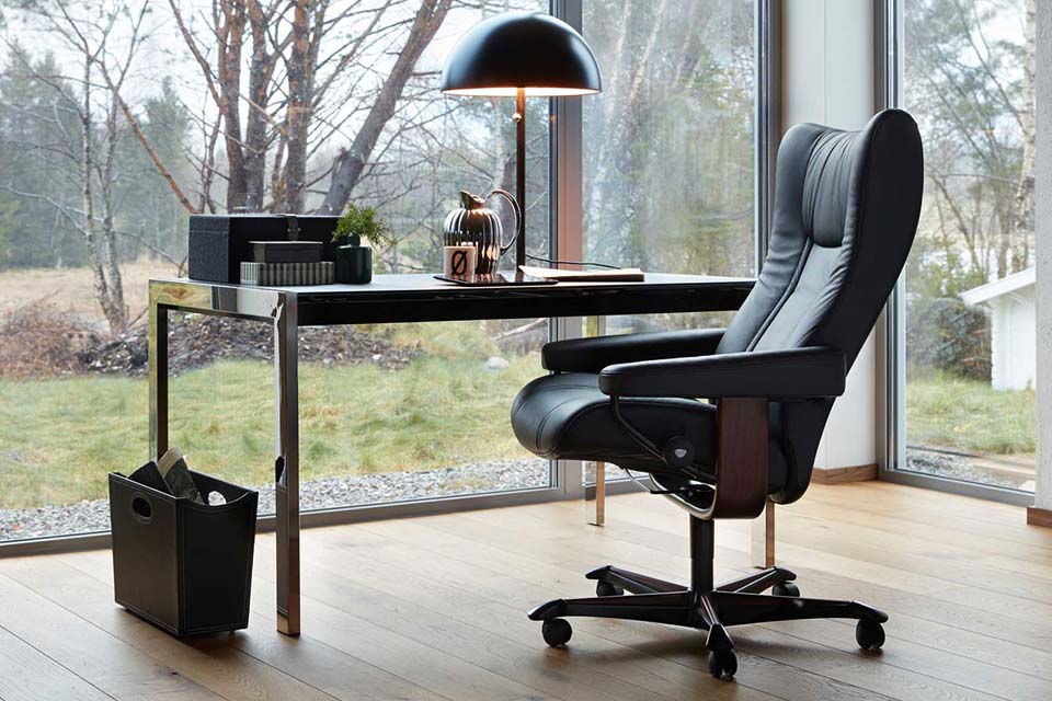 https://cdn11.bigcommerce.com/s-8o8duutg97/content/pages/stressless/stressless-wing-office-chair.jpg