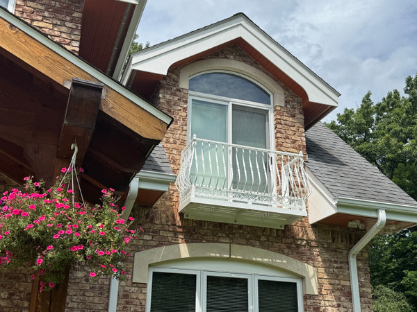 Top 5 Mistakes People Make When Installing Balconies (and How to Avoid Them)
