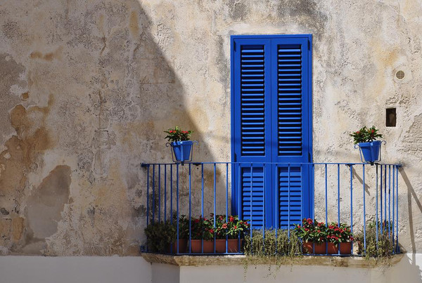 What are Faux Balconies?