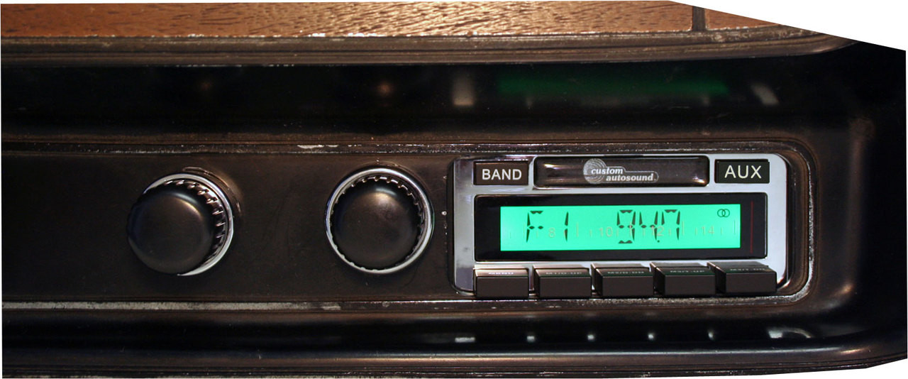 Custom AutoSound 1972 GTX USA-230 In Dash AM/FM