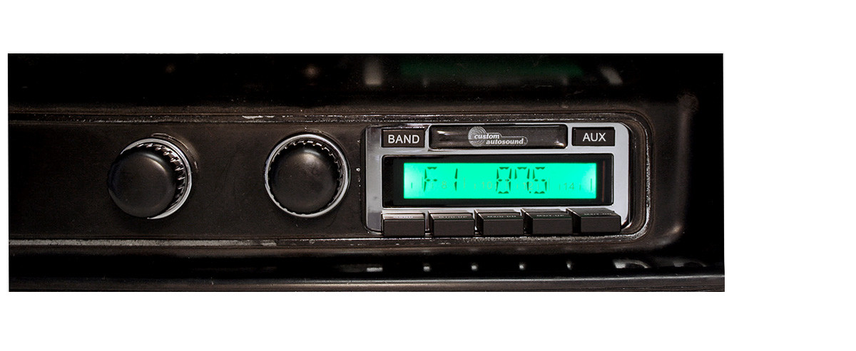 Custom AutoSound USA-230 In Dash AM/FM 13 - Custom AutoSound