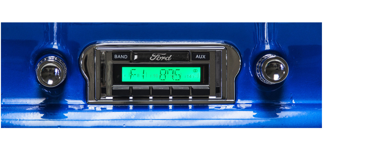 Custom AutoSound USA-230 In Dash AM/FM 62