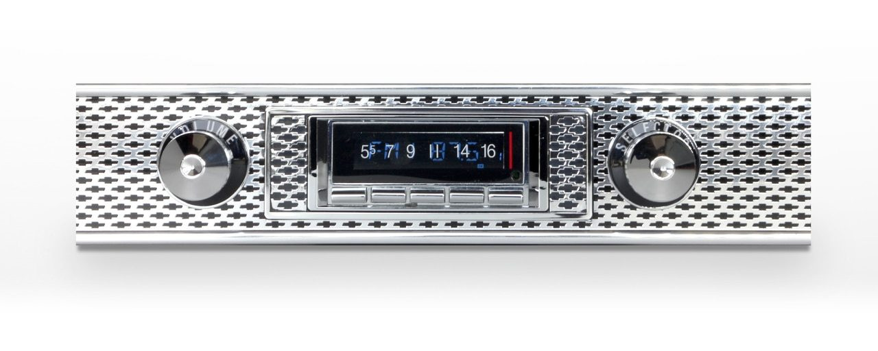 Custom AutoSound 1940-48 Chevy USA-740 In Dash AM/FM 1