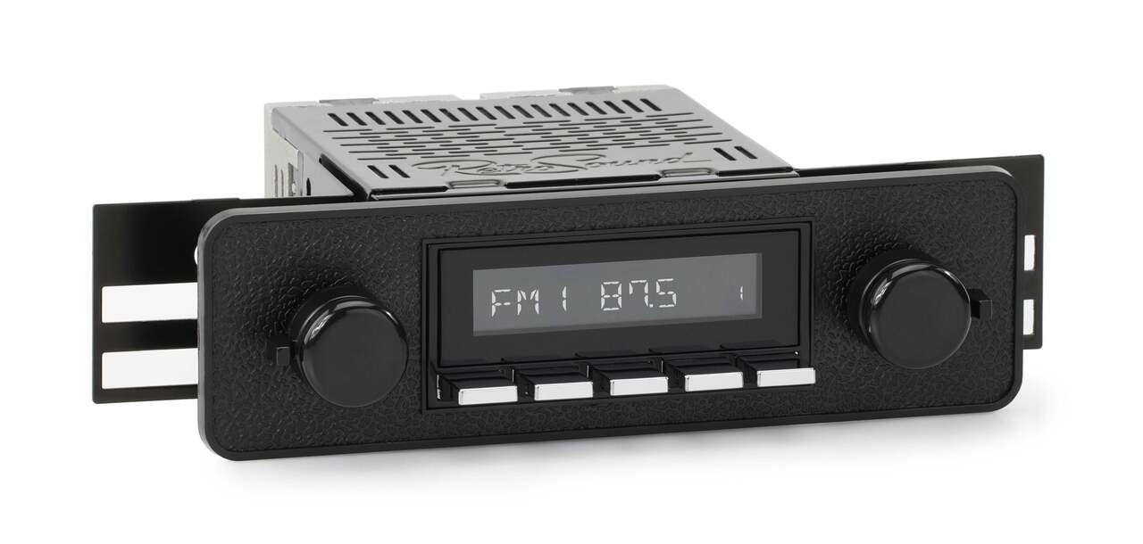 RetroSound 1959-1970 Volvo 122S RetroRadio - view 5