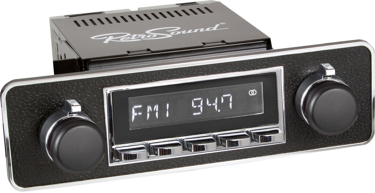 RetroSound 1965-1974 Porsche 911 RetroRadio - view 4