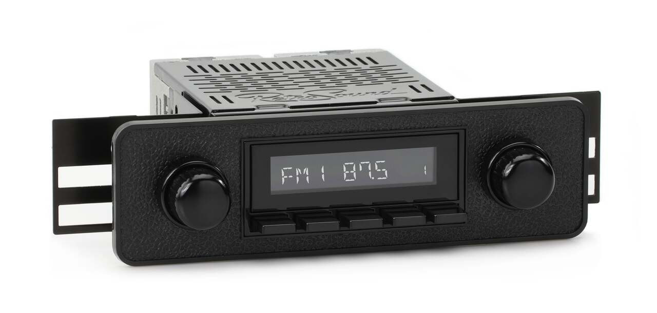 RetroSound 1966-1973 Volkswagen Type 3 RetroRadio - view 3