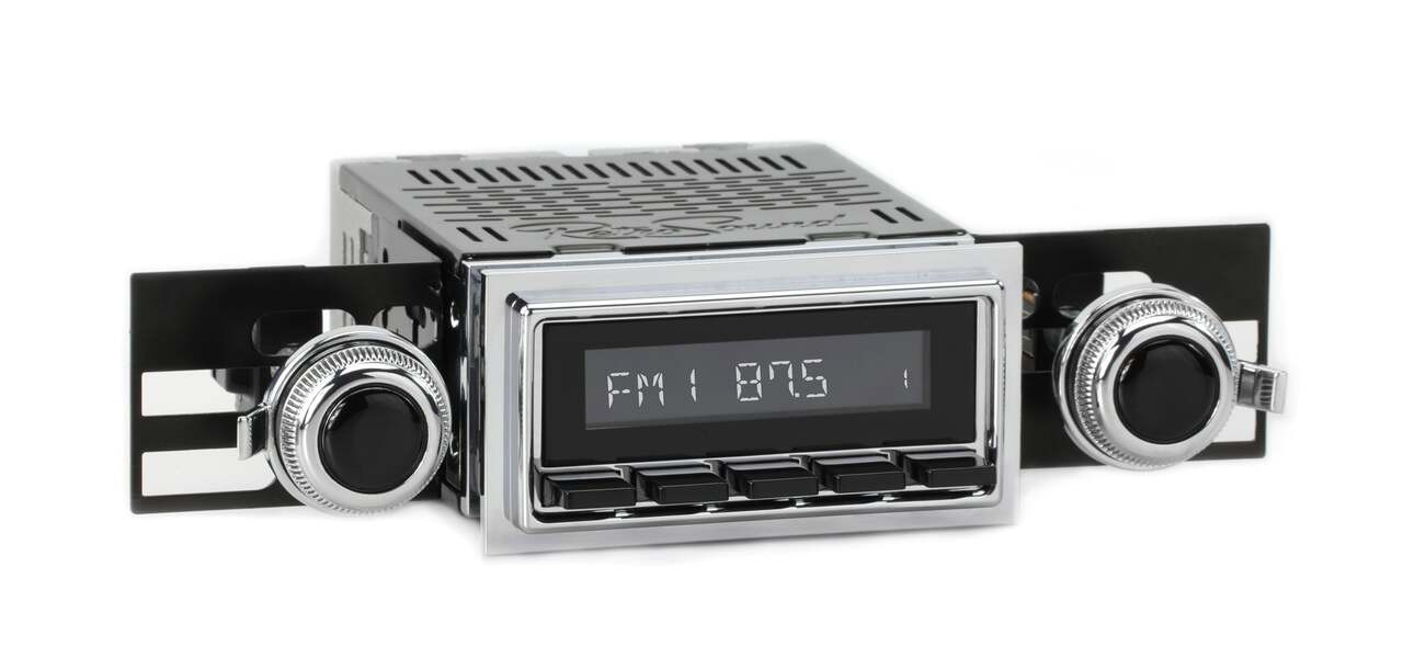 RetroSound 1968-1971 Ford Ranchero RetroRadio - view 2