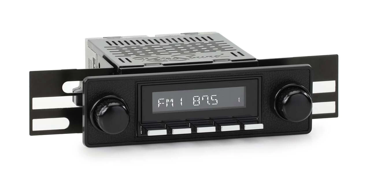 RetroSound 1969-1974 Alfa Romeo GT Veloce RetroRadio - view 5