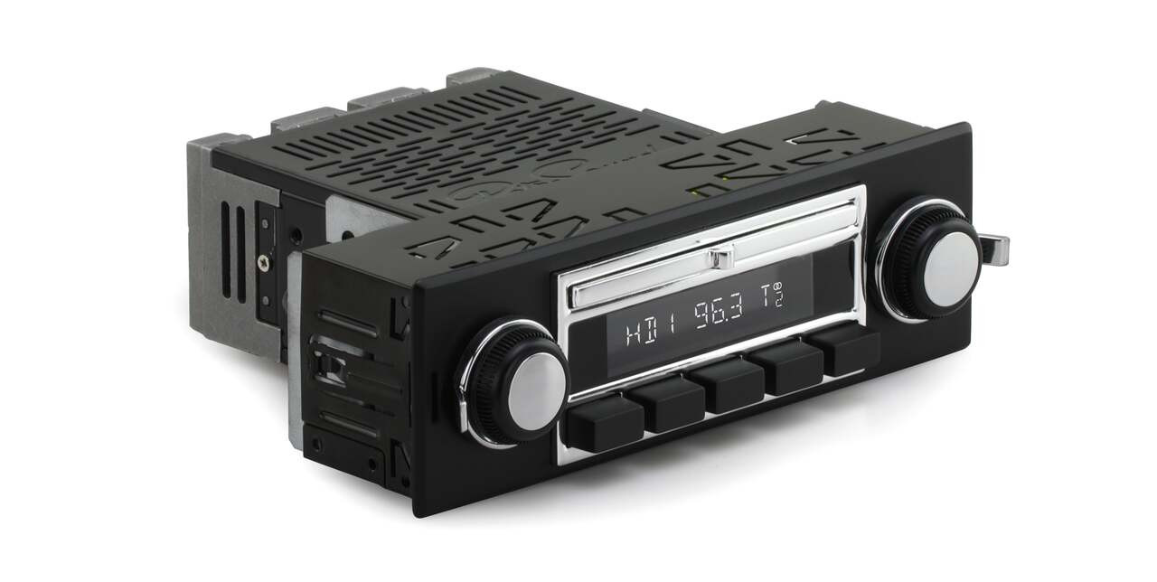 RetroSound Liberty Single DIN Radio for 1974-1978 Ford Mustang II - view 4