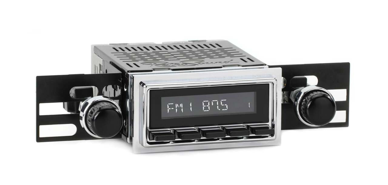 RetroSound 1950-65 Porsche 356 DAB+ RetroRadio with Chrome Bezel - view 4
