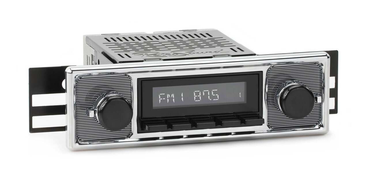 RetroSound 1955-63 Mercedes-Benz 180 DAB+ RetroRadio with Pinstripe/Chrome Faceplate - view 2