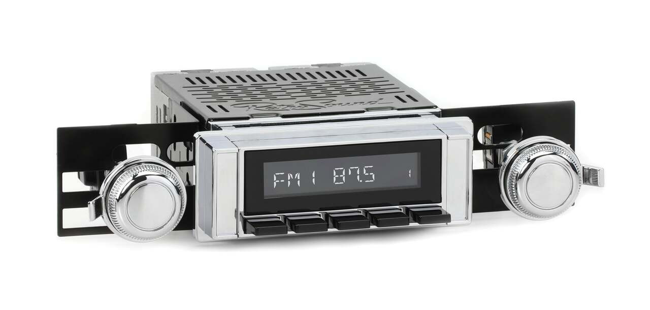 RetroSound 1964-65 Chevrolet El Camino DAB+ RetroRadio - view 3
