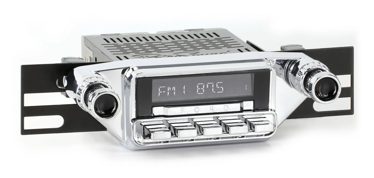 RetroSound 1964-66 Ford Mustang Detroit DAB+ Radio - view 3