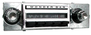 Repro 1958 Chevrolet Wonderbar AM/FM/Stereo Radio with bluetooth - Antique Automobile Radio
