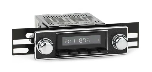 RetroSound 1958-1962 Alfa Romeo 2000 RetroRadio - view 2
