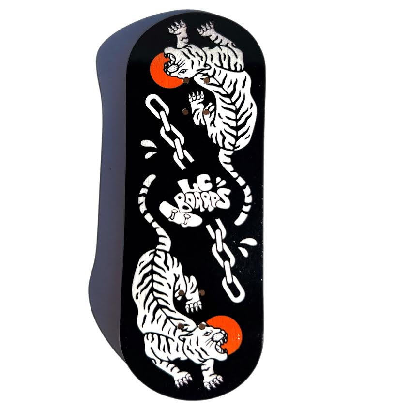 LC BOARDS 98X34 COMPLETE TIGER GRAPHIC FOAM GRIP TAPE