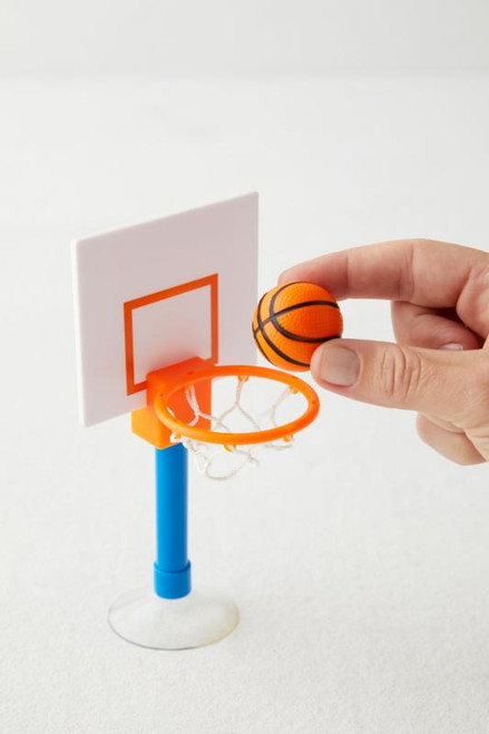 LC BOARDS FINGER BASKETBALL: SLAM DUNK!