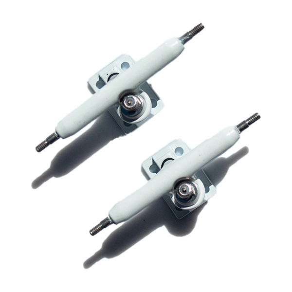 LC BOARDS FINGERBOARD 34MM TRUCKS WHITE PRO SHAPED WITH LOCK NUTS