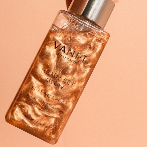 3 VANI-T READY SET GLOW - SETTING SPRAY 3 VANI-T READY SET GLOW - SETTING SPRAY