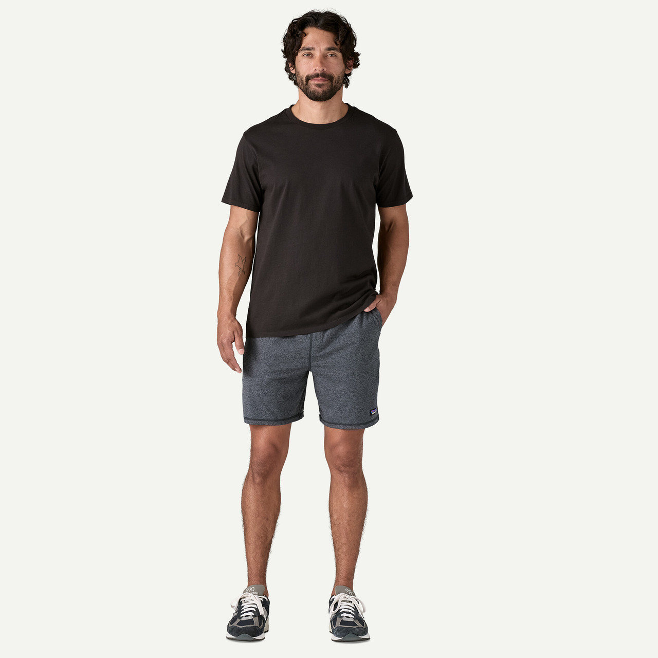 Patagonia Men display picture 1