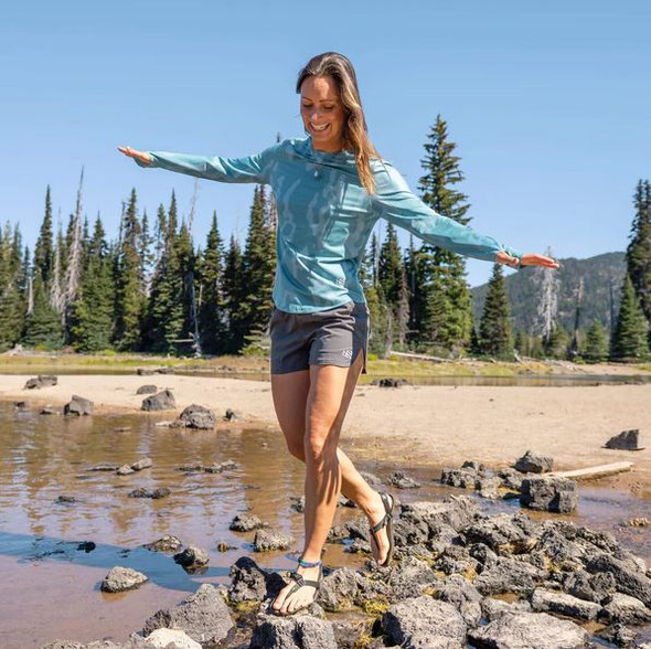 BlackStrap Women's Brackish Crewneck