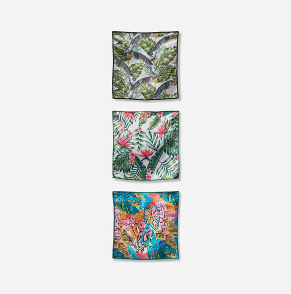 on P.O.
Florals Bundle